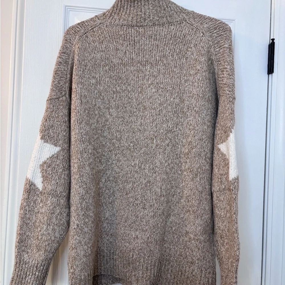 Lou & Grey Tan and White Star Turtleneck Sweater - Picture 4 of 5
